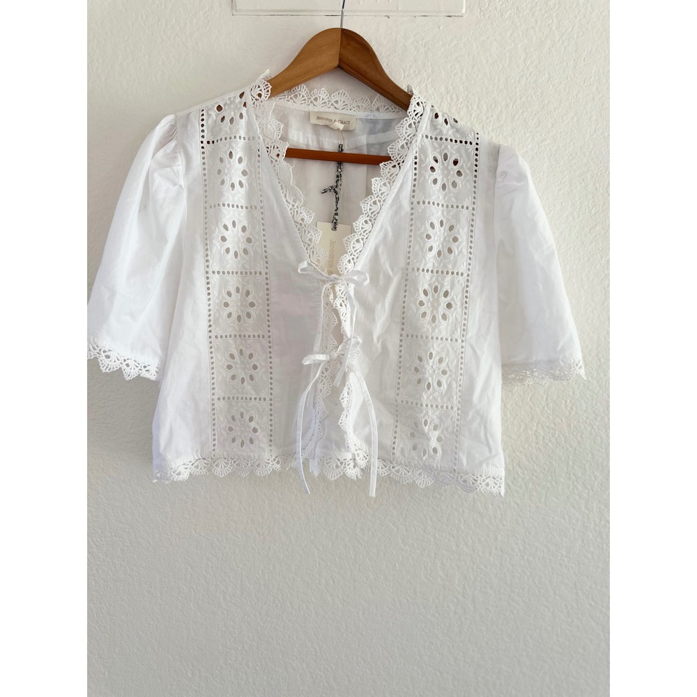 Jennifer & Grace White Eyelet Lace Tie Front Crop Top Blouse CT2865M Small NEW
